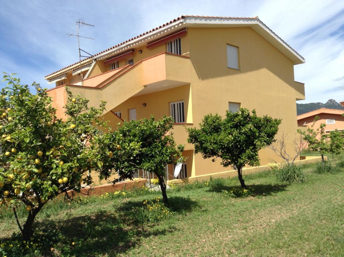 Lemon Apartments Villasimius Εξωτερικό φωτογραφία